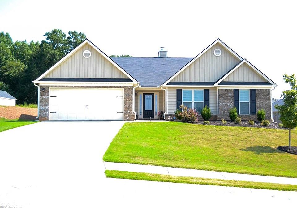 1st image of 2116 Savannah Dr