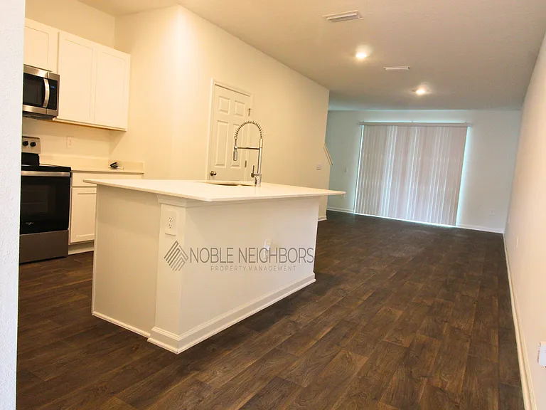 5347 Tellaro Ln Jacksonville FL 32210 Noble Neighbors Property Management