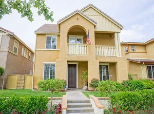 27539 Sunny Creek Dr, Valencia, CA 91354