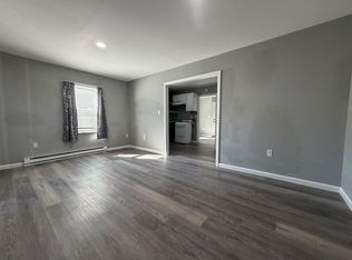 550 Baldwin St APT 1A, Waterbury, CT 06706