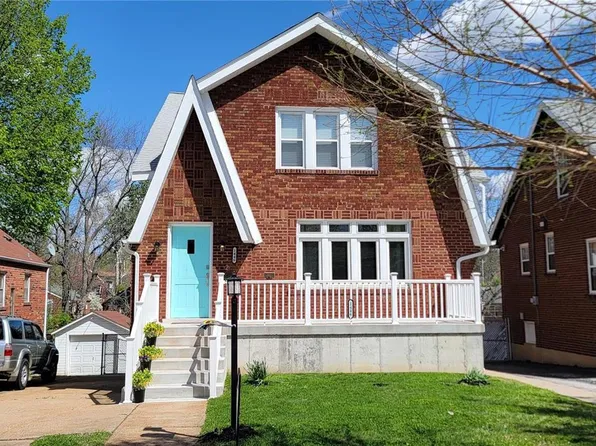 1446 Collins Ave, Saint Louis, MO 63117