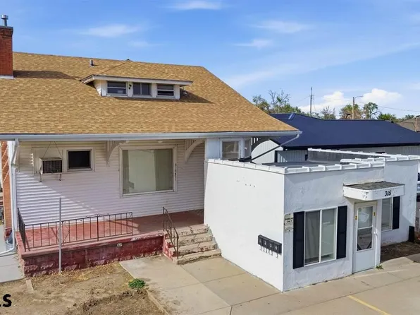 315 E Overland, Scottsbluff, NE 69361