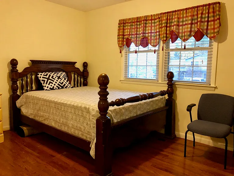 562 Lennox Dr — Photo 18