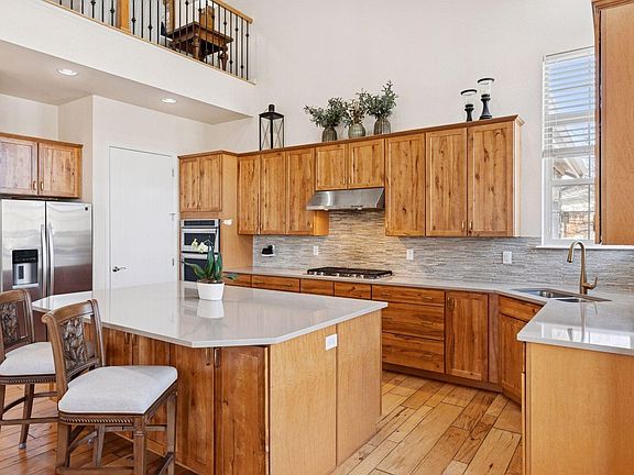 4th image of 2750 Calmante Cir