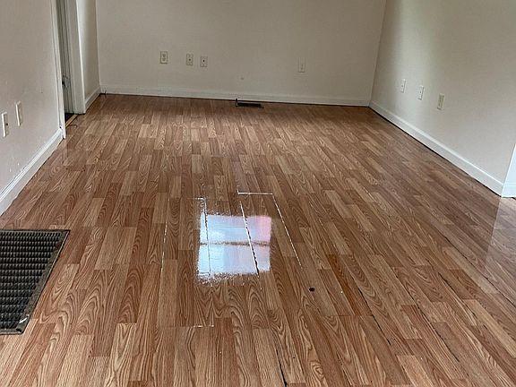 2nd image of 121 Delong Ave #1R