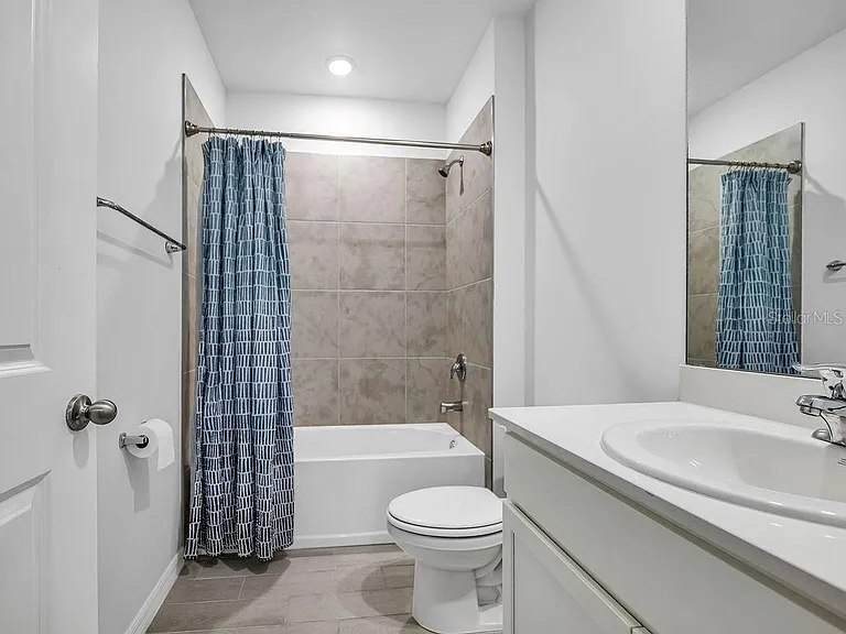 1048 Adalia Ter — Photo 16