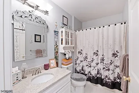 18 Kentworth Ct #18 — Photo 13