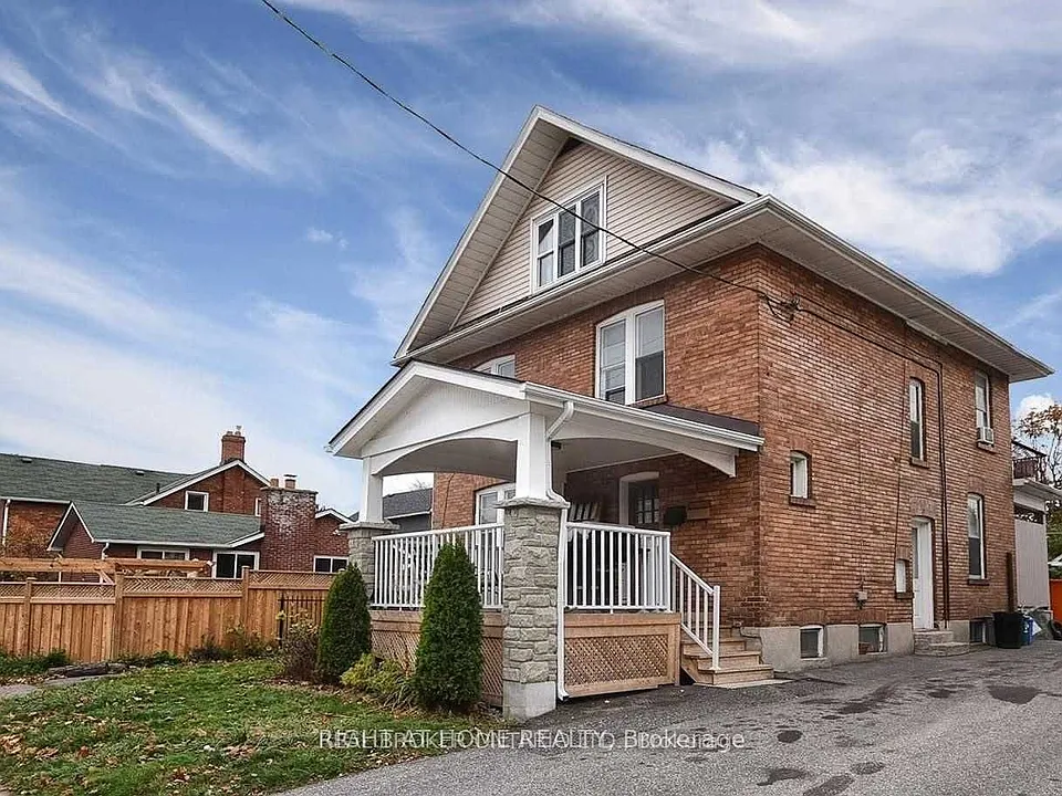 210 Mary St N #MAIN