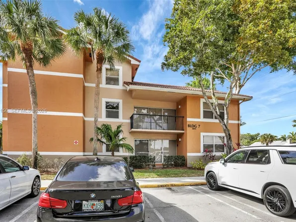 8891 Wiles Rd APT 102, Pompano Beach, FL 33067