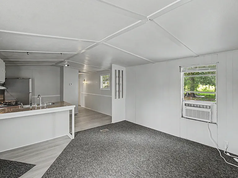 1090 Old Sunbury Rd #28 — Photo 3
