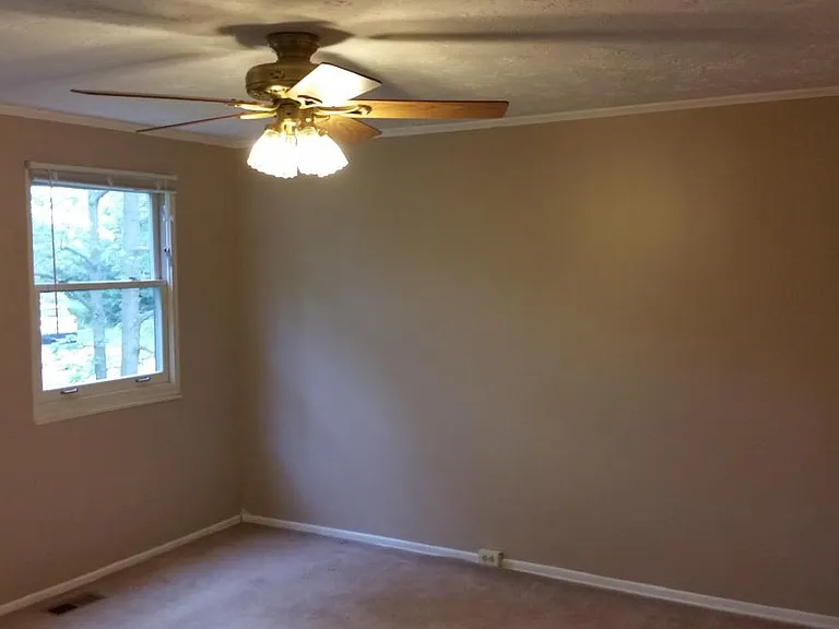 507 Hunting Creek Rd — Photo 5