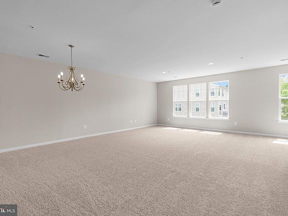 5th image of 14807 Mason Creek Cir