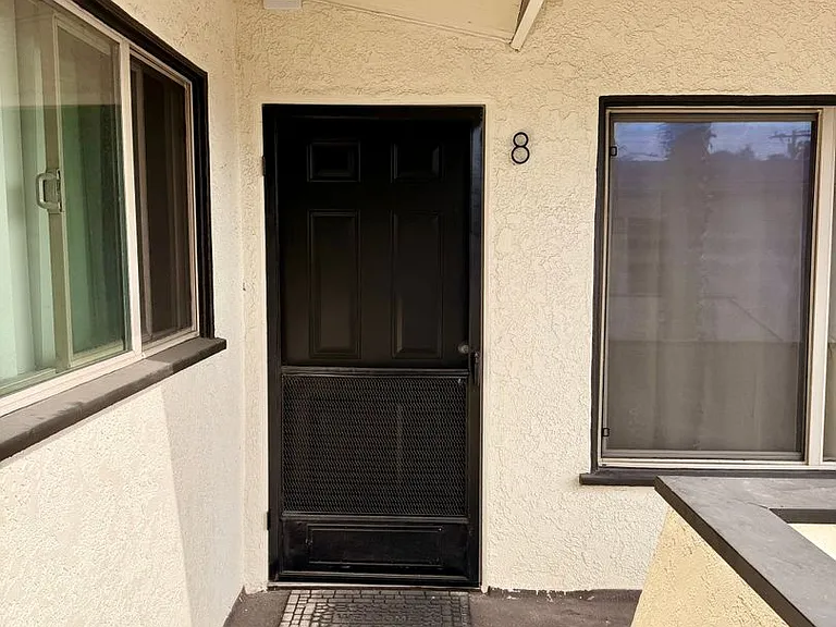 1101 E Grand Ave — Photo 19