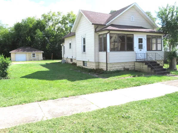 310 Pleasant St, Joliet, IL 60436