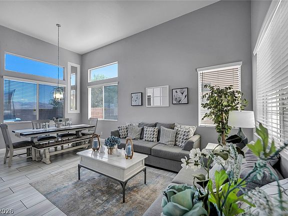 5th image of 818 Grape Vine Ave