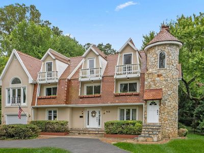 6663 Kennedy Ln, Falls Church, VA, 22042