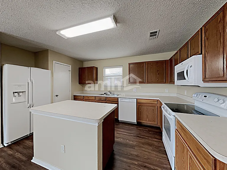 3516 Caprock Ranch Rd — Photo 4