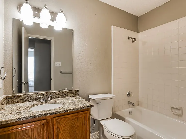 4326 Walsh Ln — Photo 14