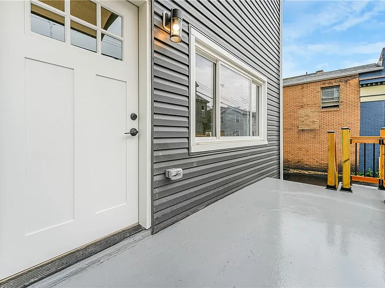 4706 Lorigan St — Photo 3