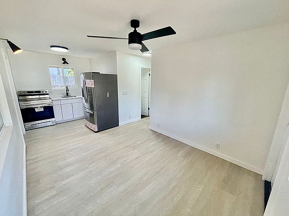 5th image of 296 Manini Pl #C