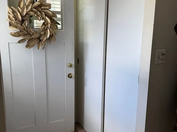 733 Blue Ridge Dr, Medford, NY 11763