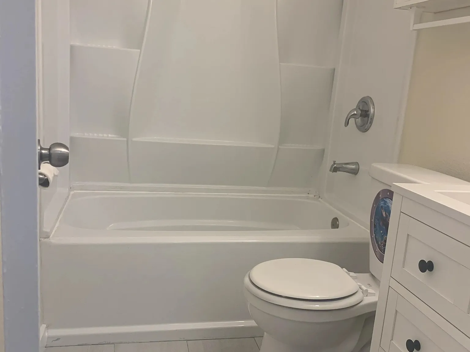 5207 Gawain Drive - 5207 — Photo 4