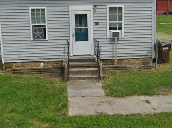 160 Main St