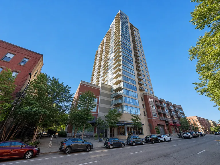 929 Portland Ave #2105 — Photo 18