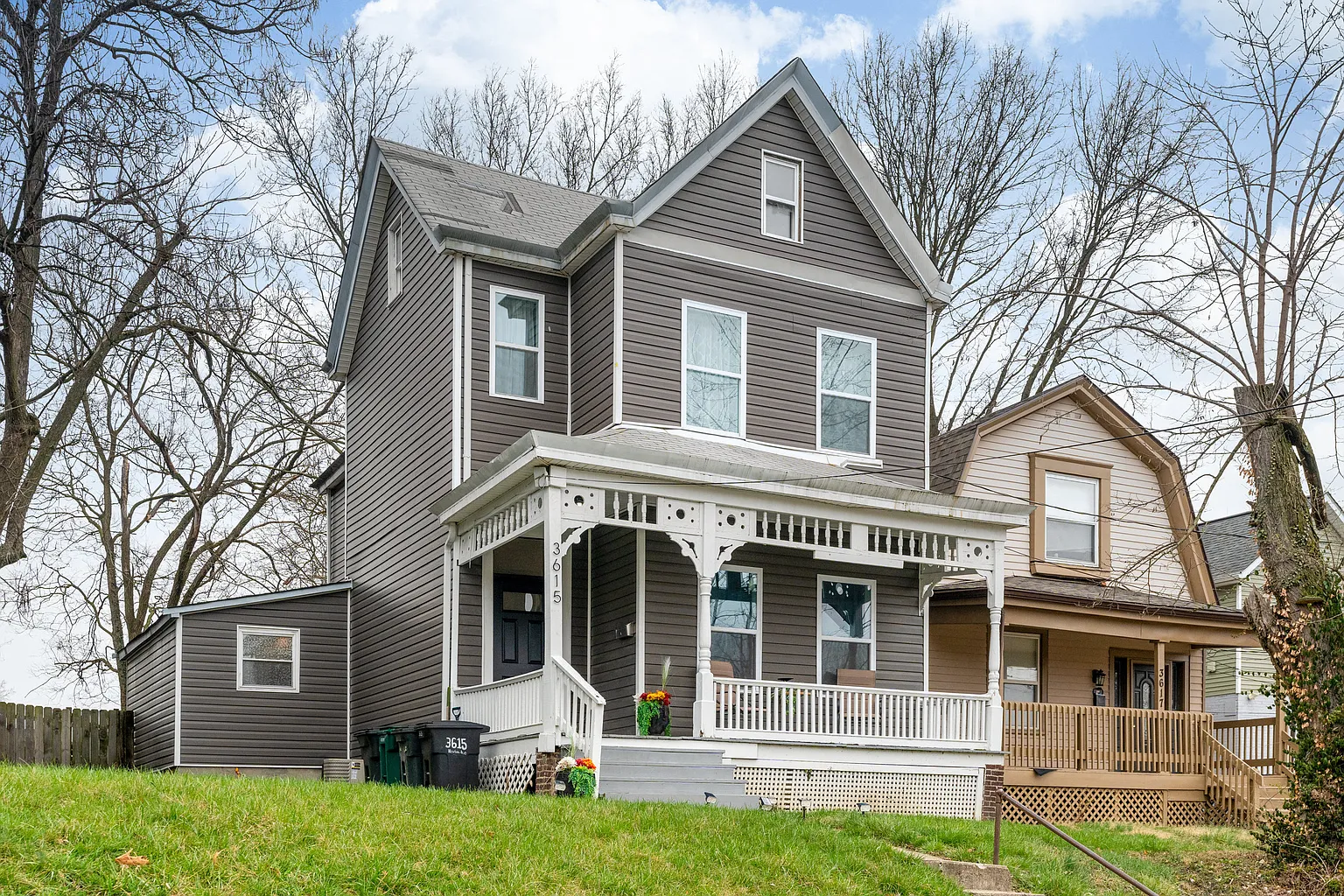 3615 Newton Ave photo 1