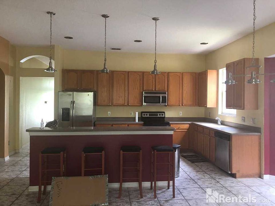 2nd image of 1892 Oak Grove Chase Dr