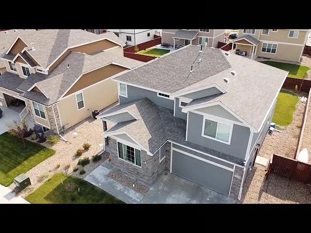 1525 Heirloom Dr — Photo 3
