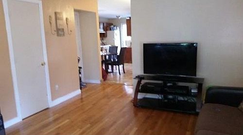 2nd image of 28 Suffolk St