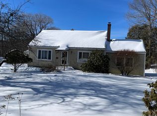 60 Case Road, Winthrop, ME 04364