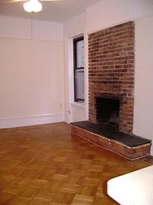 Rented by Frank Valvo Real Estate | media 41