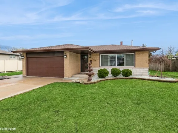 19109 Grant St, Lansing, IL 60438