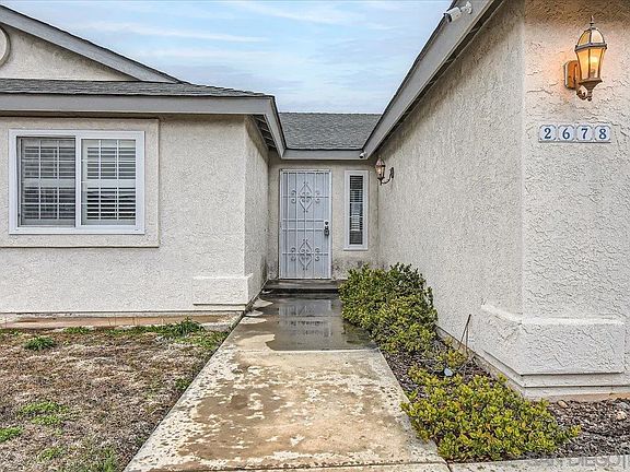 5th image of 2678 Buena Vista Ave