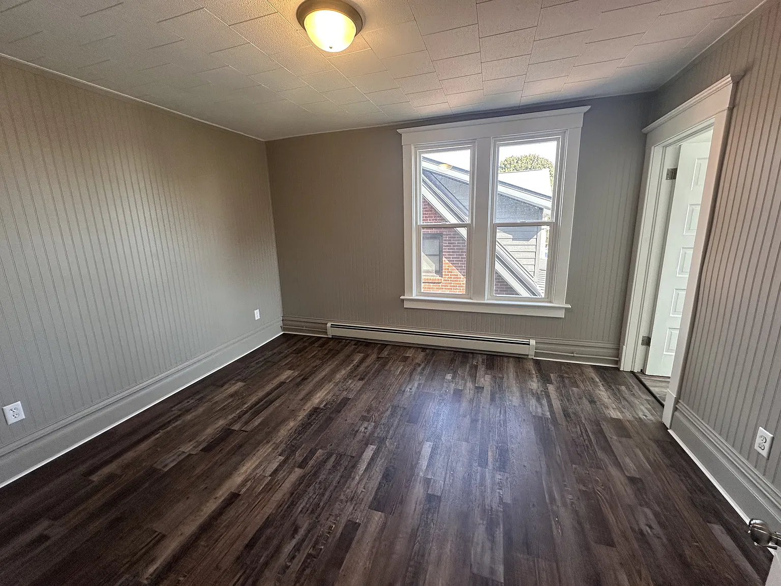 2 bed, 780 sqft, $1,375 — Photo 2