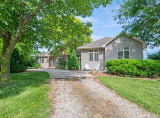 2103 Deer Haven Ct, Greenleaf, WI 54126