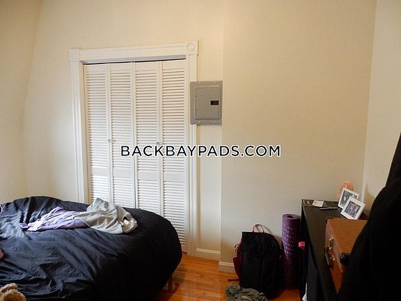 5th image of 14 Cumberland St #5H