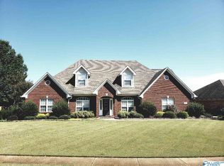 103 Willowmere Cir, Huntsville, AL 35806