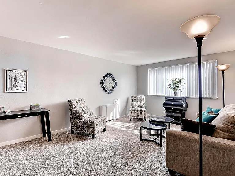 Peak 54 Apartments Living Room in Denver, Colorado