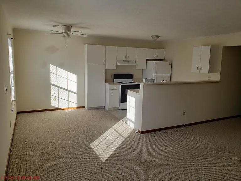 625 N Jackson St — Photo 5