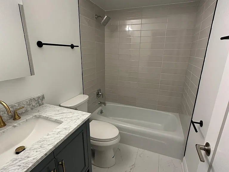 1 N Chestnut Ave #1B — Photo 14