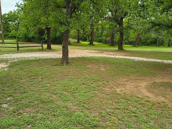 2nd image of 1625 County Road 281