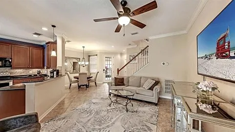 8128 Villa Grande Ct — Photo 6