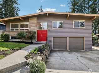 9324 216th St SW, Edmonds, WA 98020