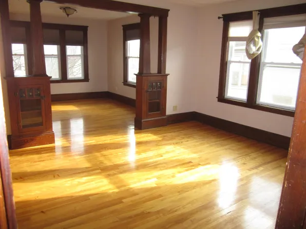 216 Ingleside Ave APT 1, Worcester, MA 01604