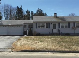 35 Prairie Ave, Derby, CT 06418