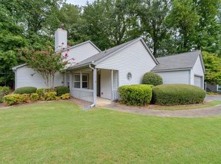 10 Heartwood Dr, Marietta, GA 30062