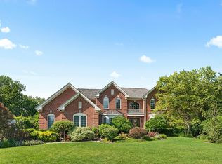 1370 Longmeadow Ln, Lake Forest, IL 60045